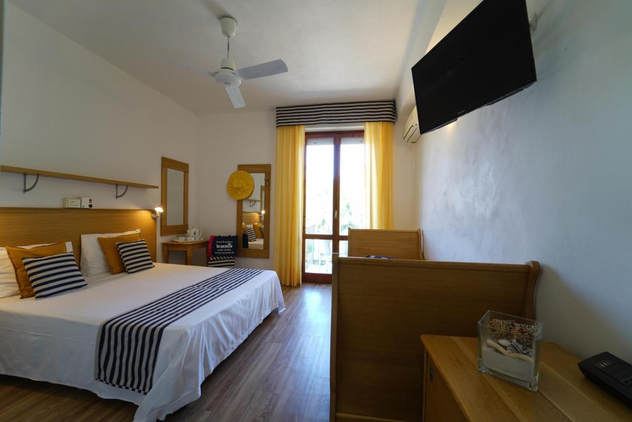 Hotel Le Acacie Capoliveri  Eksteriør bilde