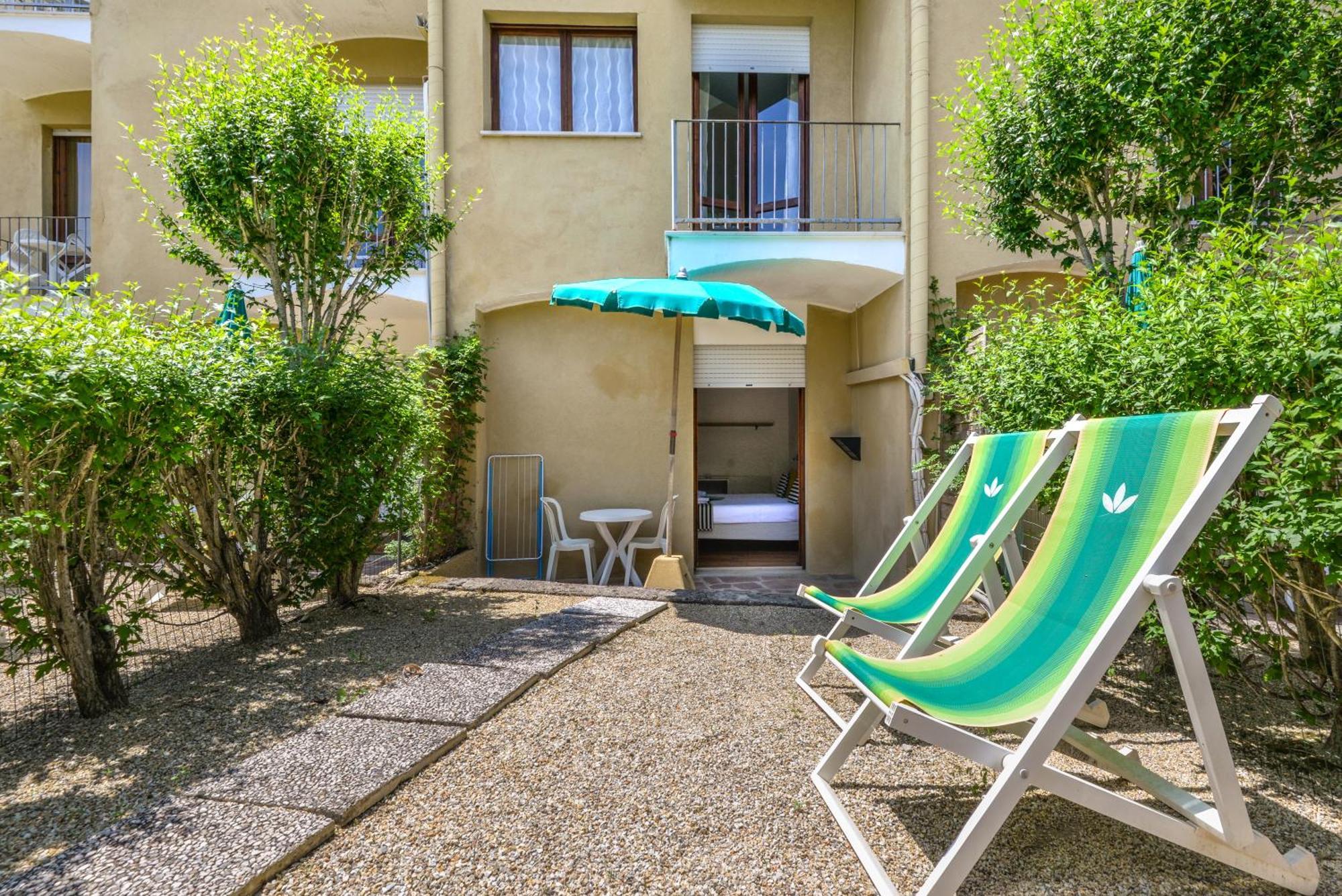 Hotel Le Acacie Capoliveri  Eksteriør bilde